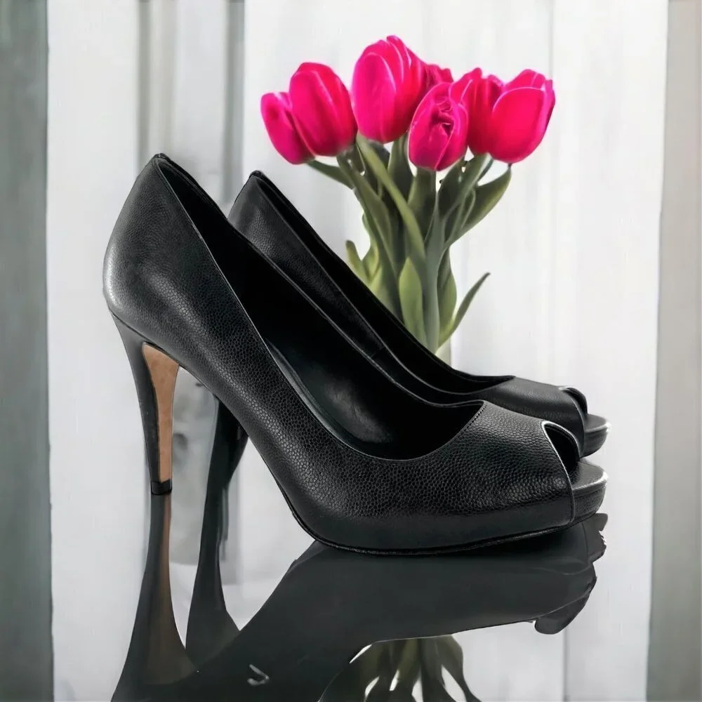 COLE HAAN Black Pebbled Leather Peep Toe Heels Pumps Size 5.5 B